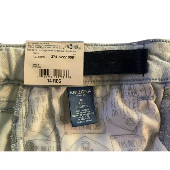 Arizona Button Fly Denim Shorts - Size 14 - Shortie Style Adjustable Waist NWT - Picture 7 of 8